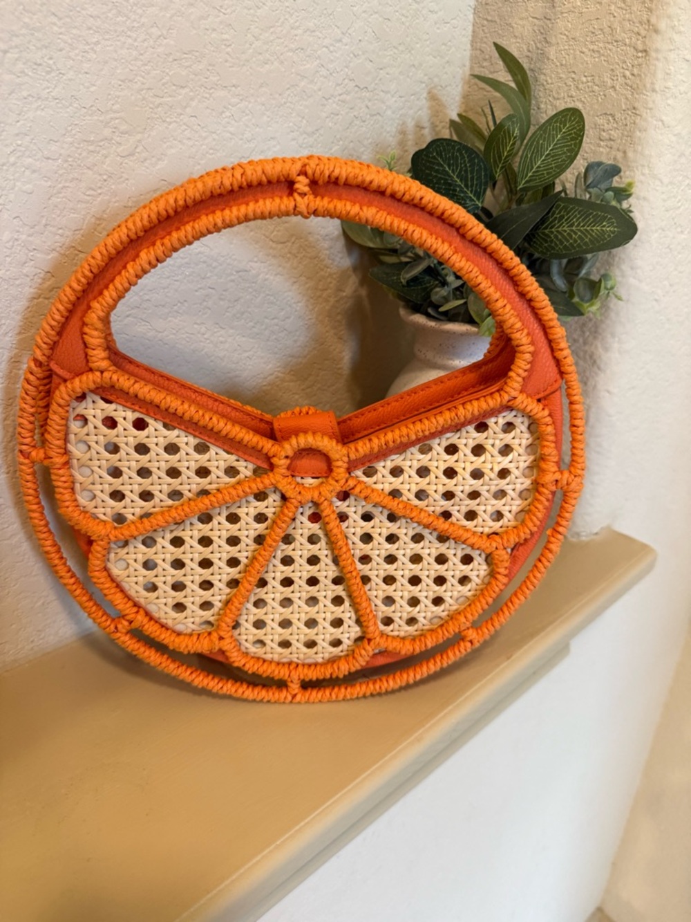 A new day RARE Handwoven Orange slice Rattan Circle Tote - Picture 3 of 5